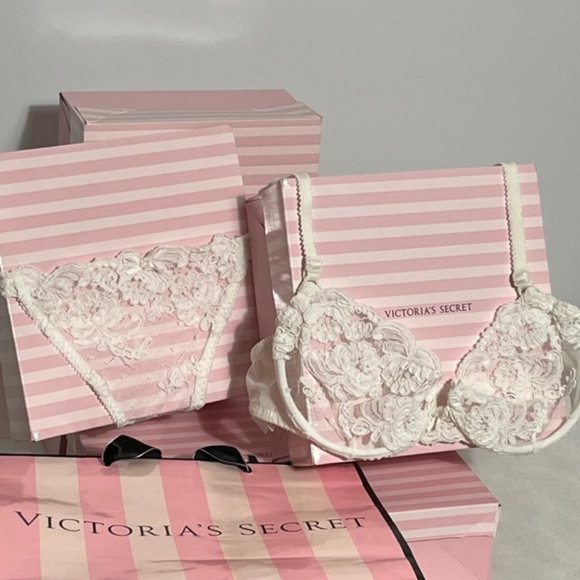 Vintage VICTORIA'S SECRET White Lace And Satin Bridal Lingerie Set. NWOT - Picture 3 of 15